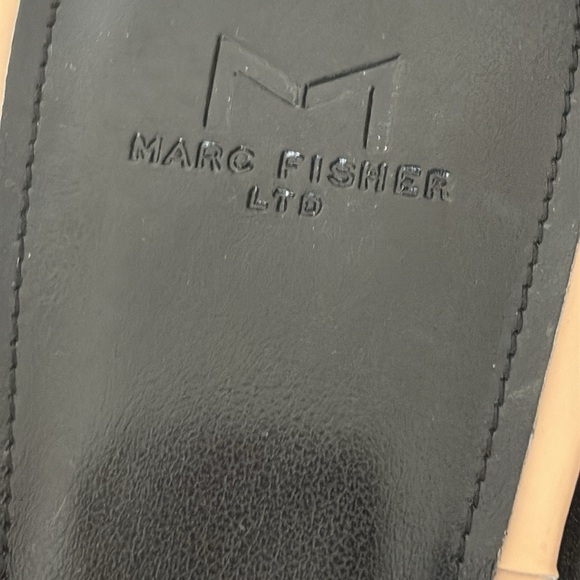 Marc Fisher Cadence Heeled Square Toe Sandal Thong Patent Leather Beige 8.5 - Picture 4 of 13